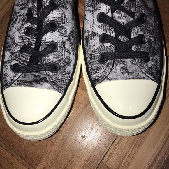 Converse gray size 10 men shoes brand new ?‍♀️ main image 5